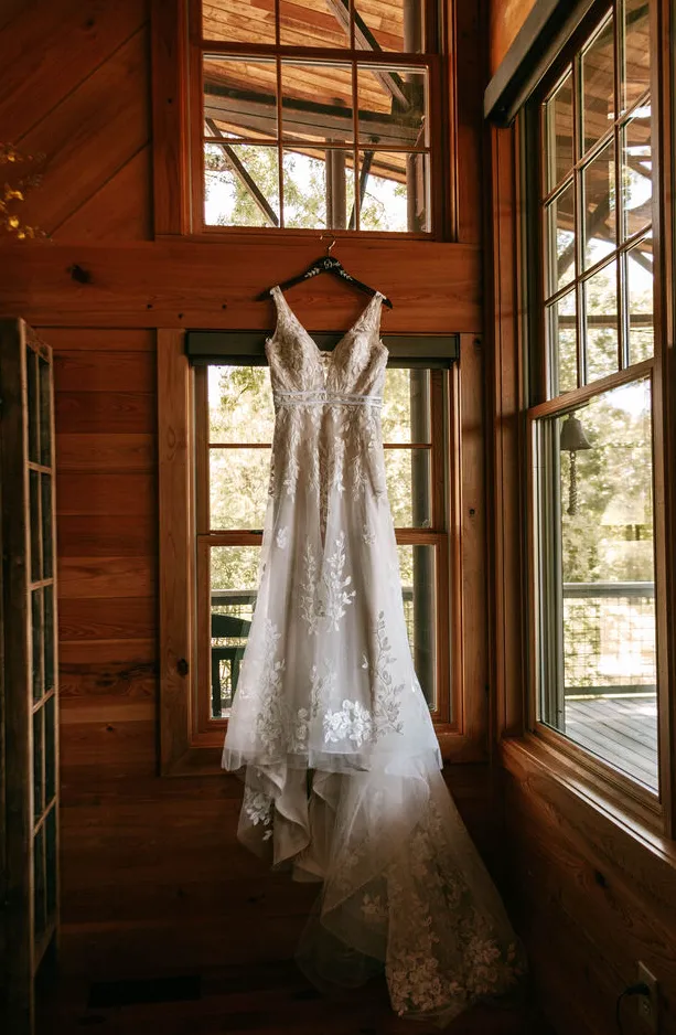 Liz & Jerel wedding, photo 6 of 14